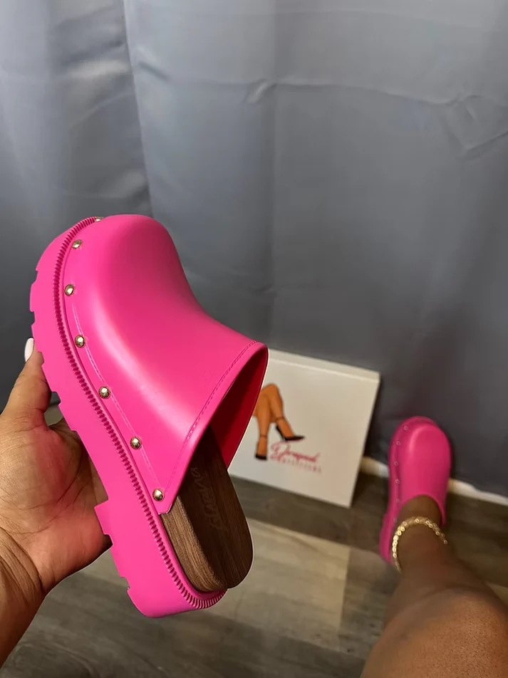 Leather Studded Trim Closed Toe Slide