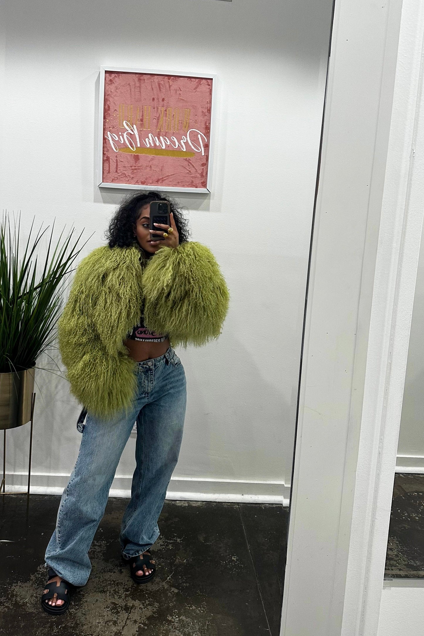 SE Crop Mongolian Fur