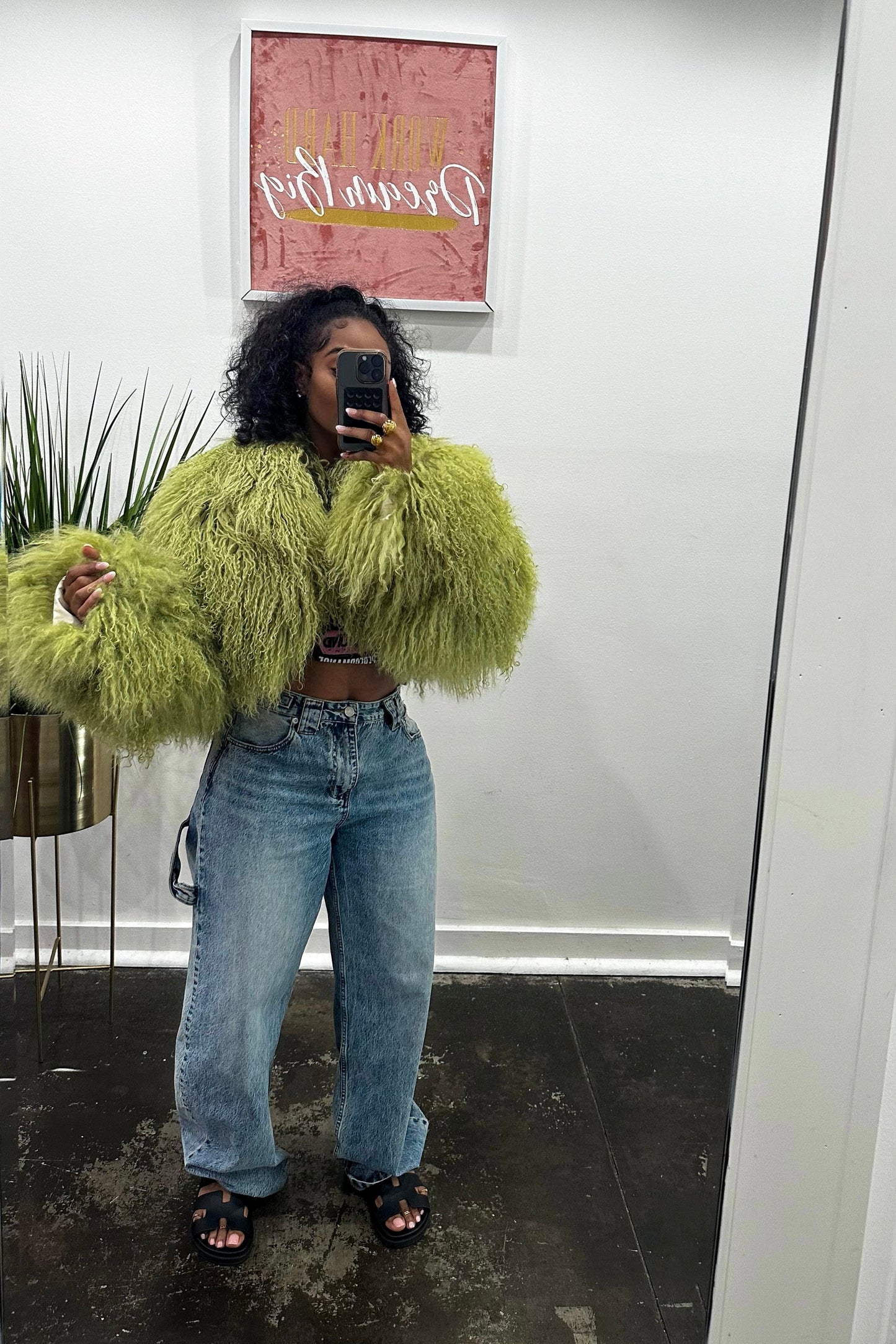 SE Crop Mongolian Fur