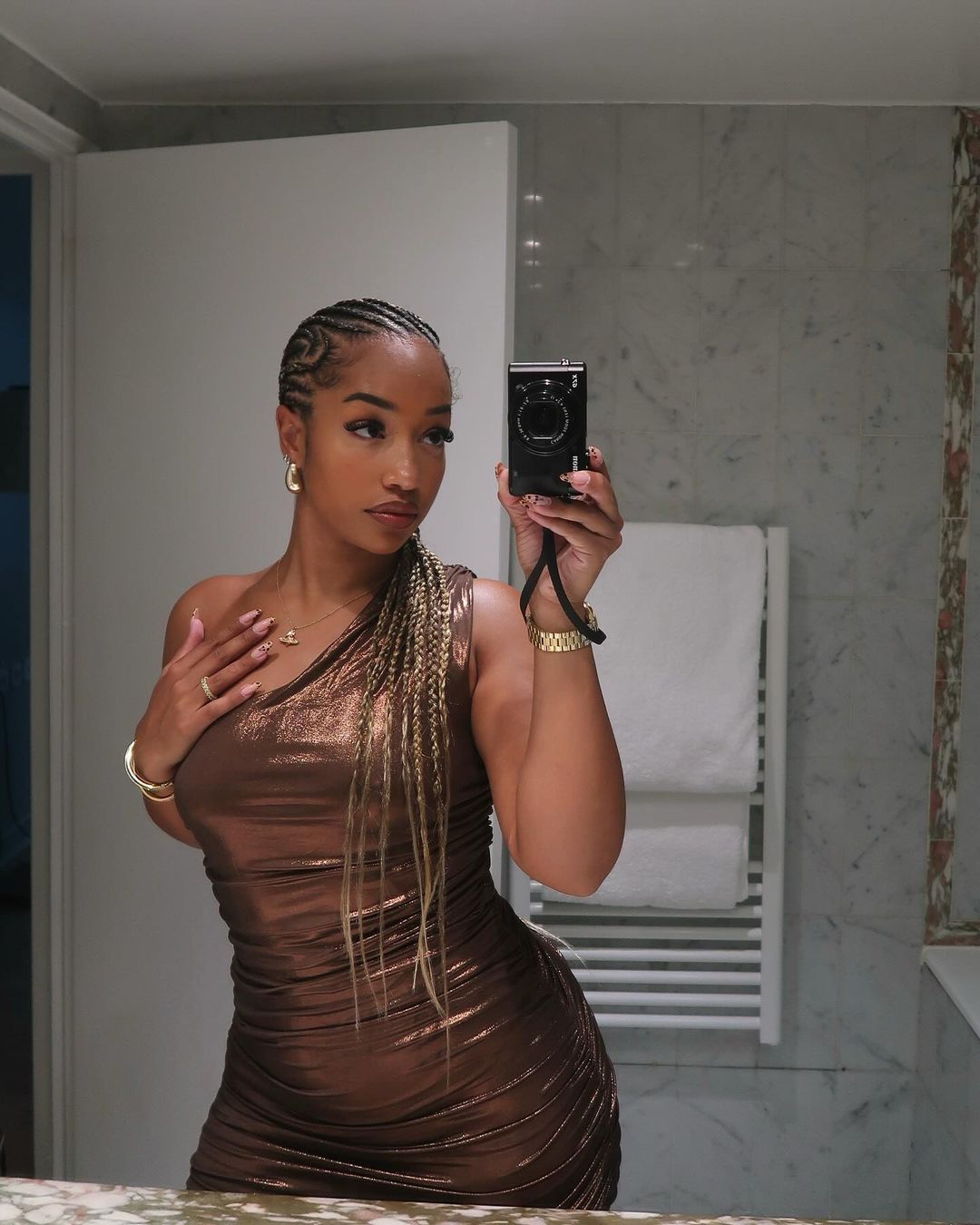 Kaelynn Metallic Midi Dress