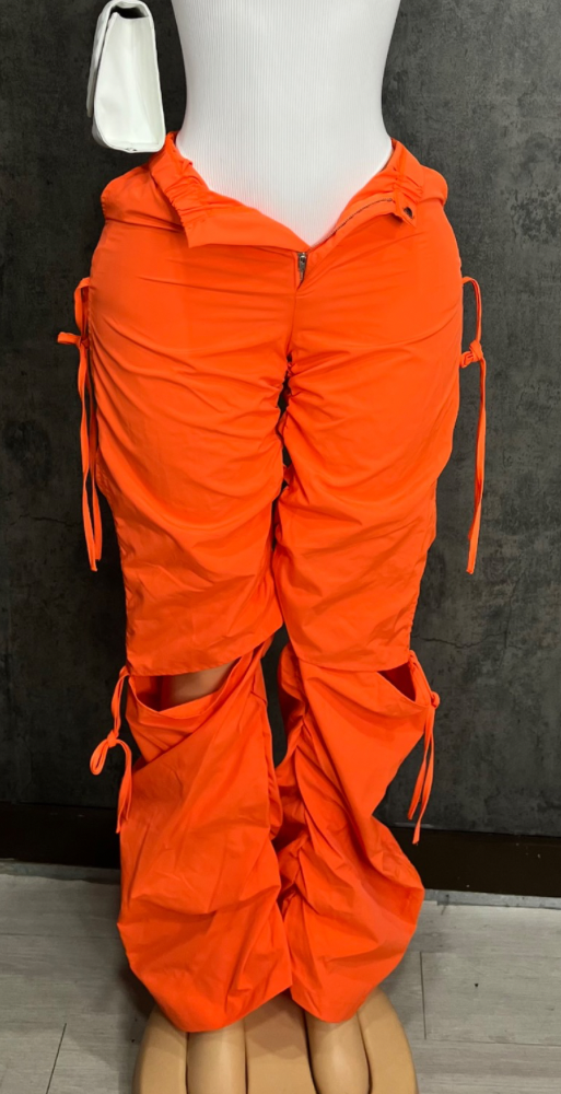 SLIT KNEE CARGO PANTS